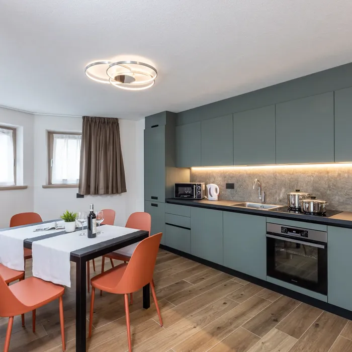 Ground floor two-room apartment with garden